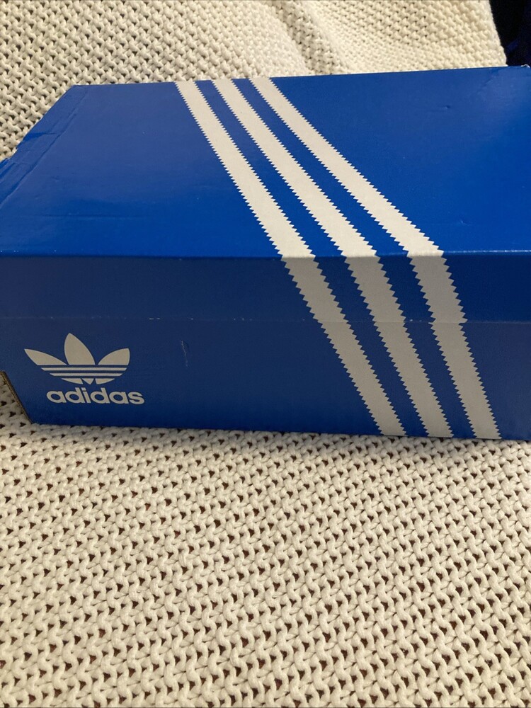 JS1192 adidas Taekwondo Cloud White Silver Metallic Gum (Women's) Size 8.5 NIB