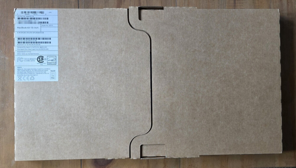 Apple MacBook Air (M3 Chip) 13.6" - (8CPU/10GPU, 8GB, 512 GB) - Space Gray - NEW