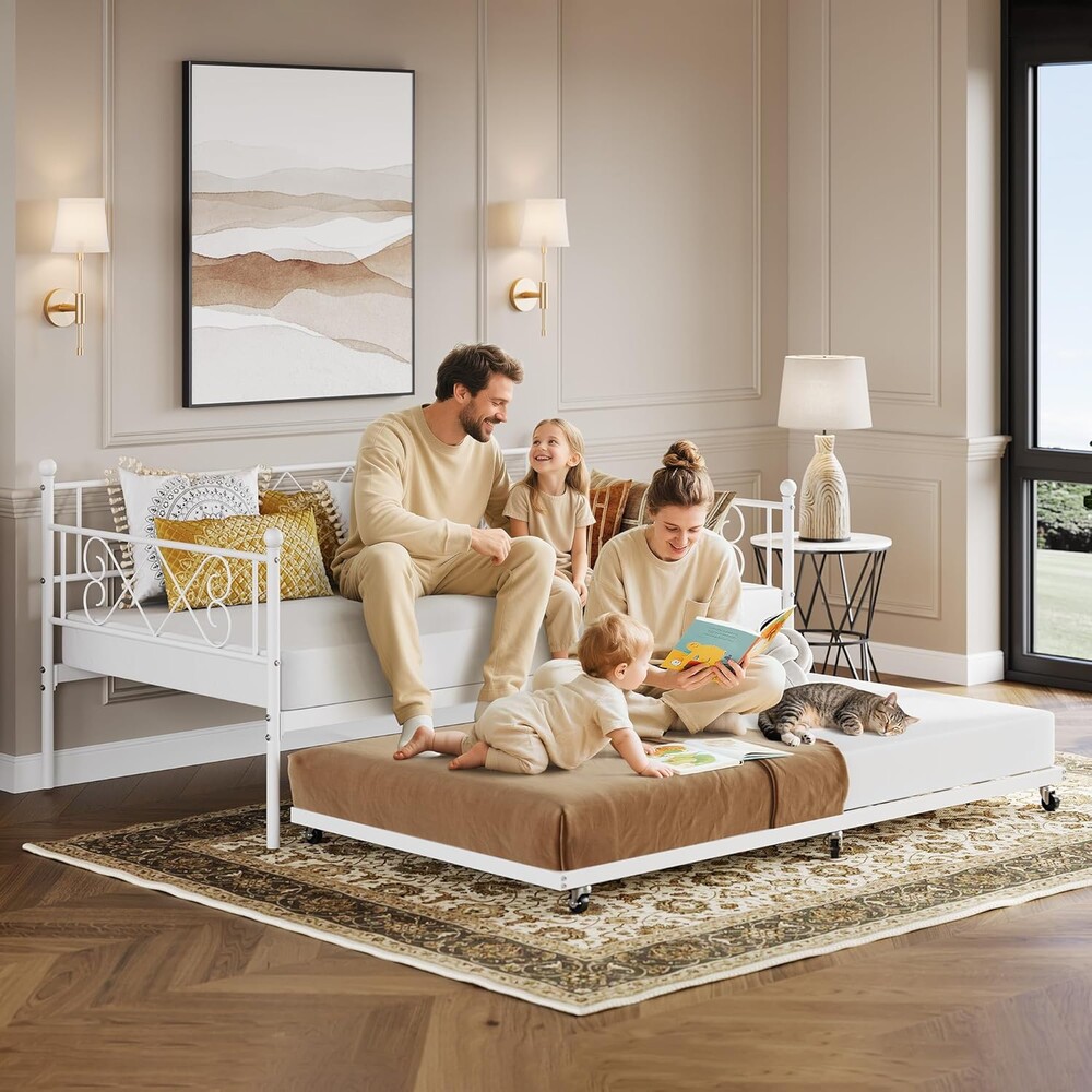 Daybed with Trundle, Trundle Bed Twin with Heart-Shaped Headboard, Sturdy Metal Sofa Bed, Heavy-Duty Metal Bed Frame Support, for Living Rooms, Bedrooms, and Guest Rooms, Easy Assembly, White