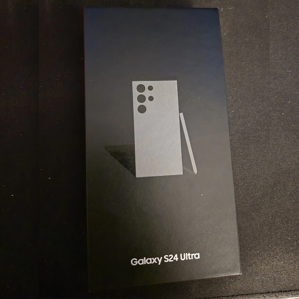 New Sealed Samsung Galaxy S24 Ultra (5G) S928U 256GB GSM+CDMA Factory Unlocked