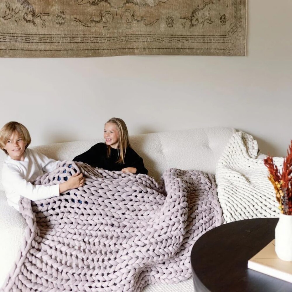 Nuzzie Original Knit Weighted Blanket - Breathable, Cooling, Hand Made Knit Throw Blanket for Sleep - Machine Washable, Stylish Design (Dusty Rose, Queen | 22lbs | 60"x80")