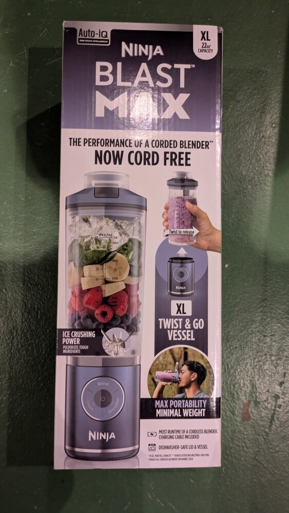 Ninja Blast MAX XL TWIST & GO Cordless Blender 22 oz Smoothies Frozen Navy NEW