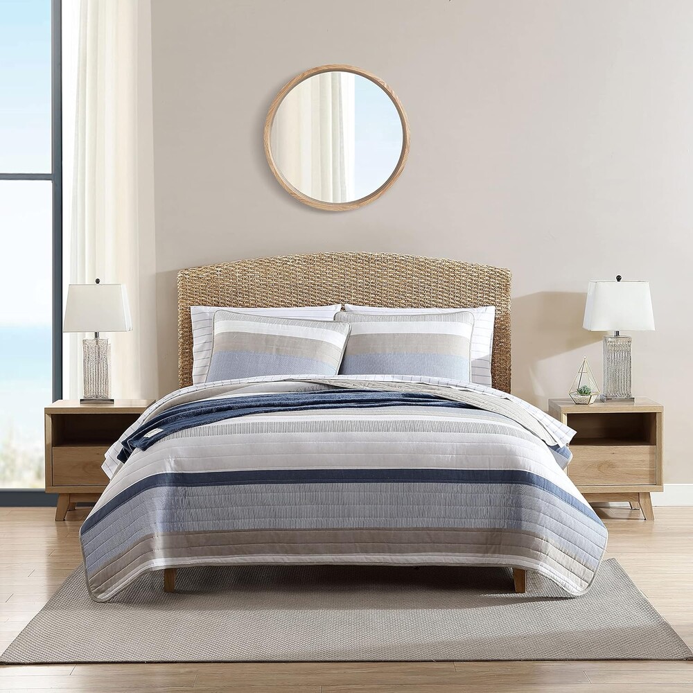 Nautica - Twin Quilt Set, Soft Cotton Bedding with Matching Shams, Prewashed for Extra Softness, Reversible Stripe Design, Lightweight Layering for Year-Round Comfort (Galewood Blue)