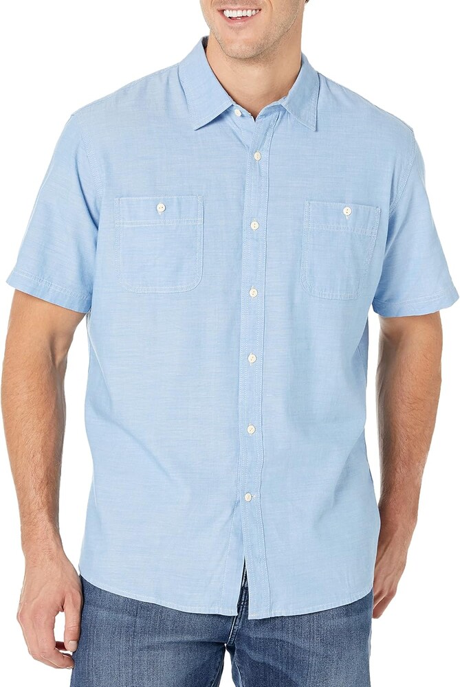 Amazon Essentials Men's Regular-Fit Short-Sleeve Button-Down Chambray Shirt