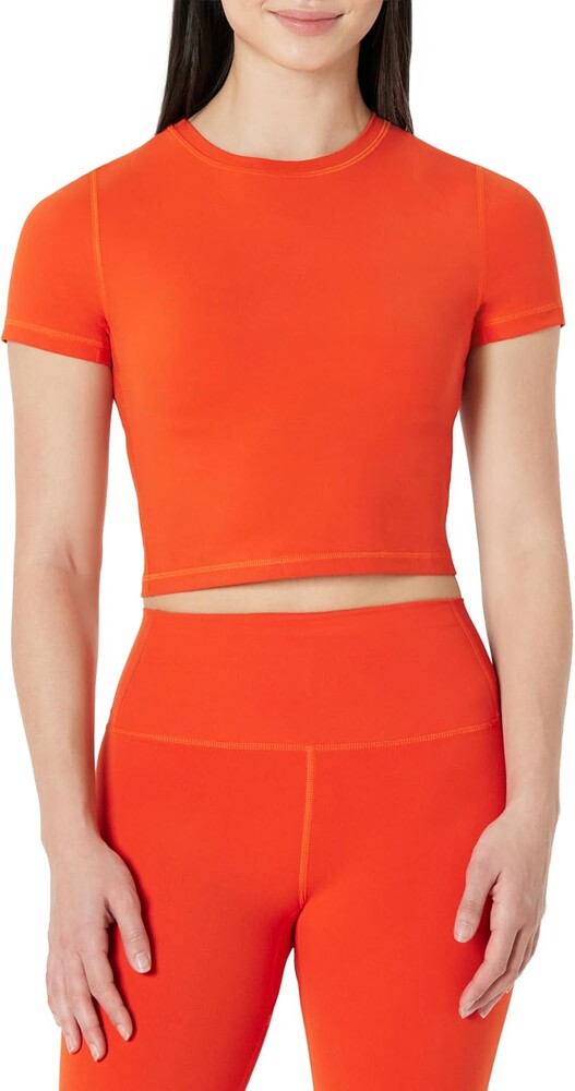 Amazon Essentials Women's Active FormFlex Buttery Soft Slim Fit Crop Layering Workout Top