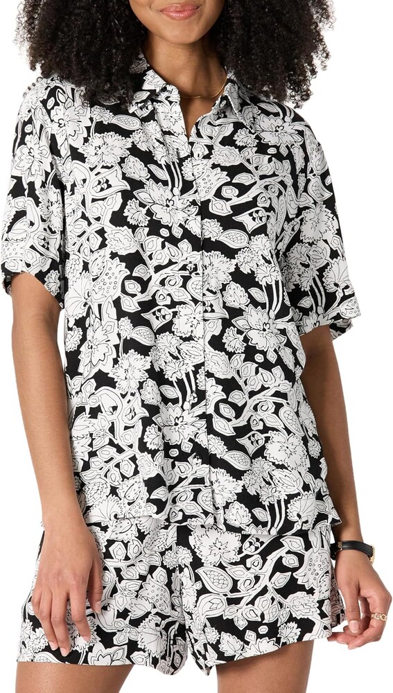 Amazon Essentials Women's Relaxed-Fit Fluid Twill Button-Down Shirt