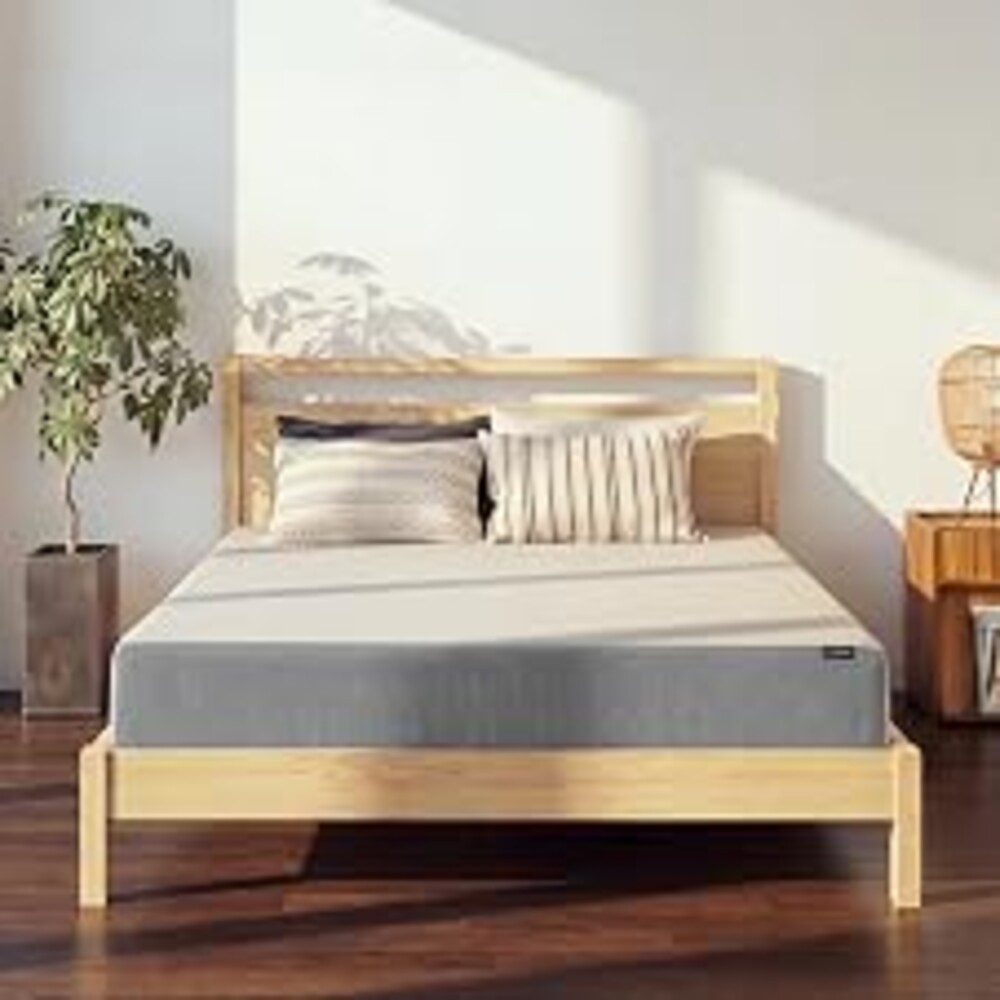 LIFEMENT Queen Mattress, 10 Inch Queen Size Mattress, Basic Graphite Cooling Memory Foam Mattress in a Box, Pressure Relief with Medium Firm Support, CertiPUR-US Certified, 80''L x 60''W