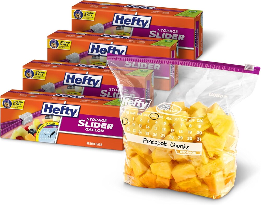 Hefty Calendar Slider Gallon Storage Bags, 30 Count (Pack of 4), Gallon Slider Bags with Calendar Dates, Holds Raw Meat, Breads, Fruits and Veggies, Zip and Click Closure, 120 Total Count