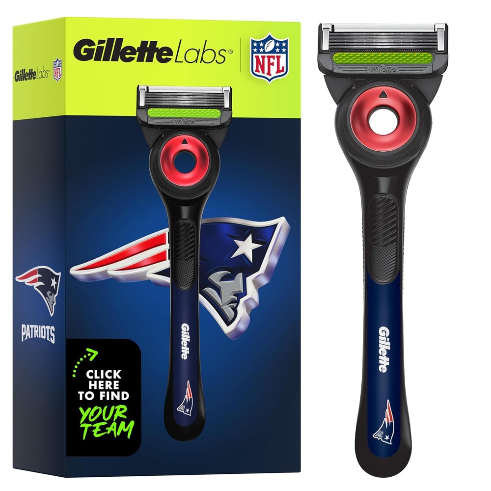 Gillette Labs Special NFL Patriots Edition Shaving Razor for Men - 1 Handle, 1 Razor Blade Refill, Perfect for Game Day Grooming, GilletteLabs with Exfoliating Bar