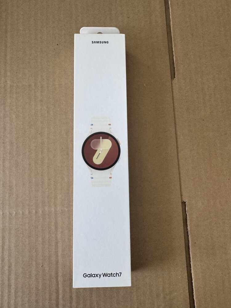 Samsung Galaxy Watch 7 40mm AI Smartwatch SM-L300 GPS Wi-Fi Bluetooth Cream