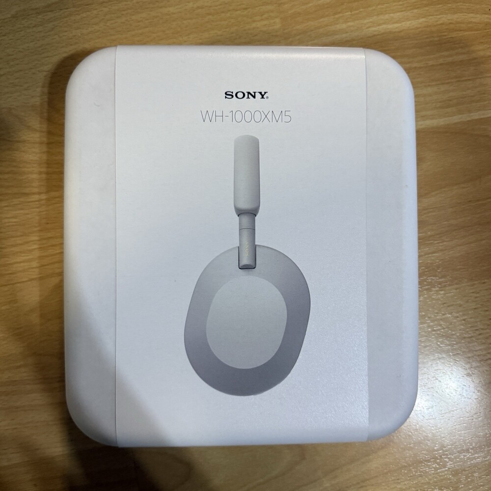 New Sony Sealed WH-1000XM5 Wireless Noise Canceling Headphones-Silver Fast ship!