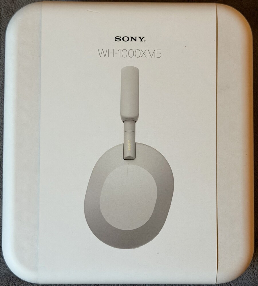 Sony WH-1000XM5 Bluetooth Wireless Noise Canceling Headphones - Silver NEW