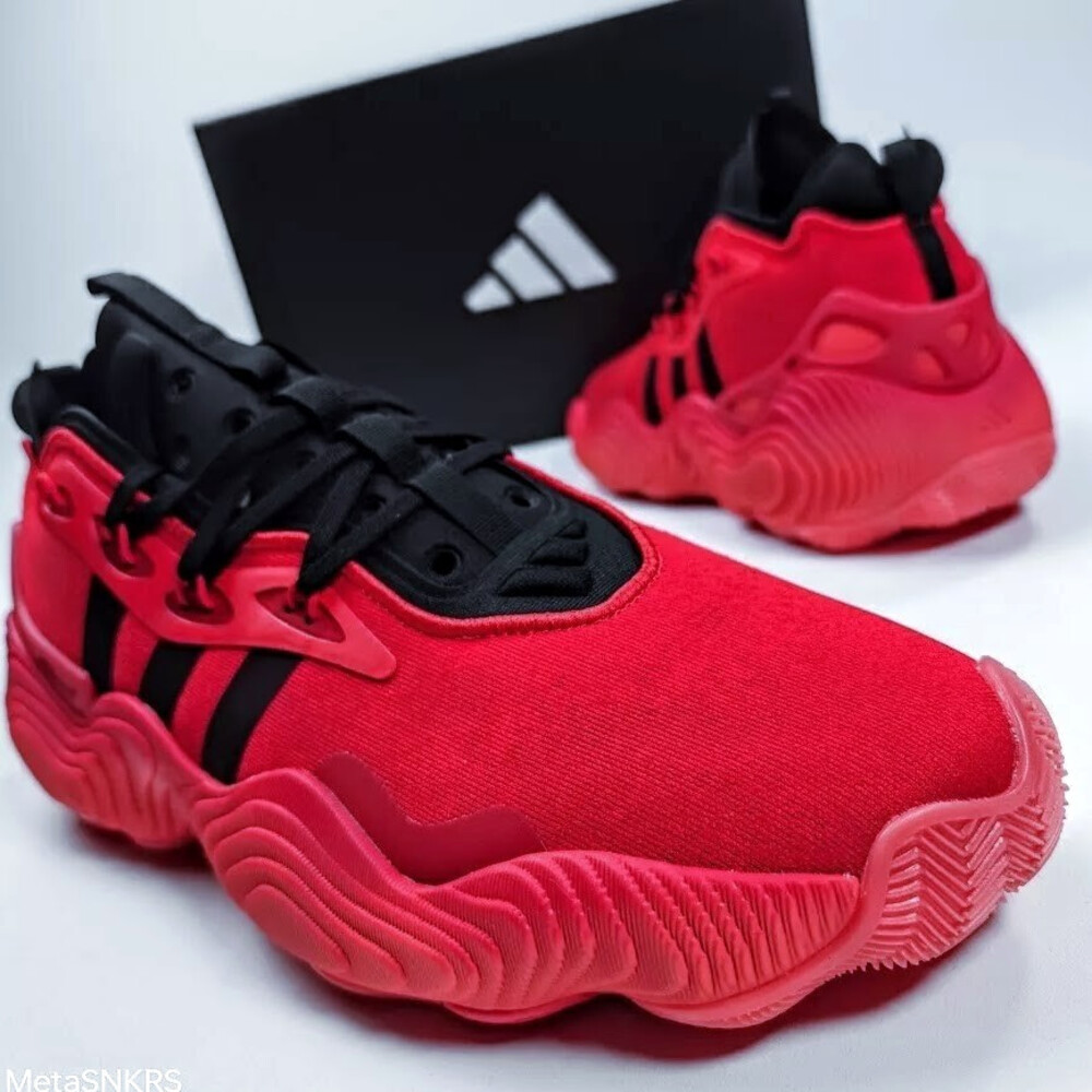Adidas   13 US Men's Red Black Basketball Rare Comfort Trae Young 3  IE9361 New