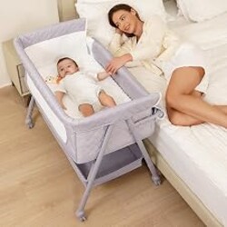 Kiniew Bassinet Bedside Sleeper, Adjustable Height Baby Bassinet with Wheels, Easy Assemble & Folding Crib with Comfy Mattress, Breathable Mesh Bedside Bassinet for Infant Newborn (Grey)