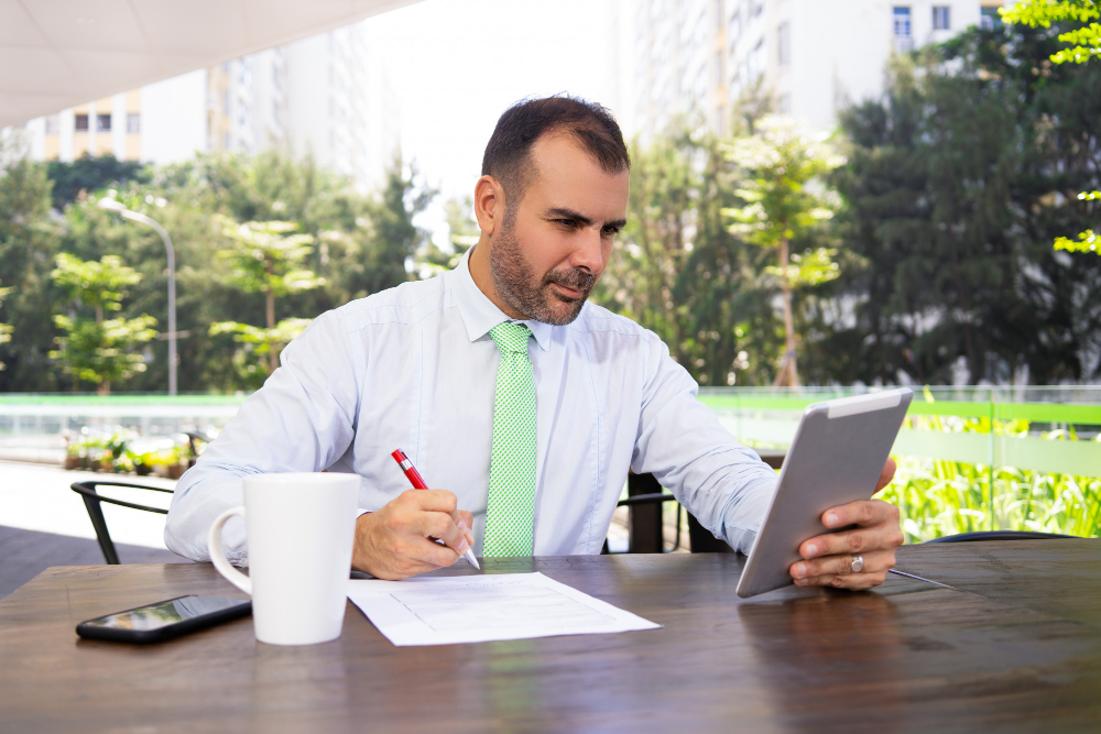 Cooling Craze: What Canada’s Housing Market Shift Means for REALTORS® and How DHARRO Helps