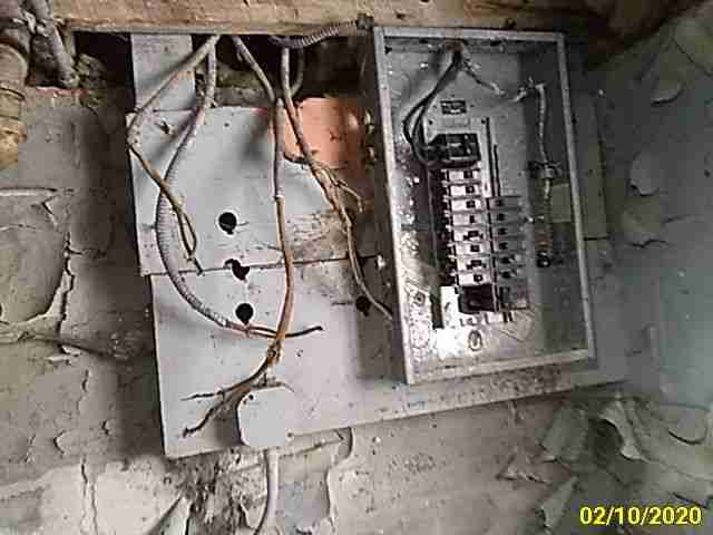 Is_there_evidence_of_electrical_theft__4.jpg