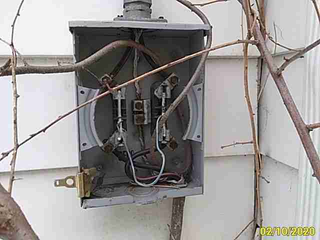 Is_there_evidence_of_electrical_theft__3.jpg