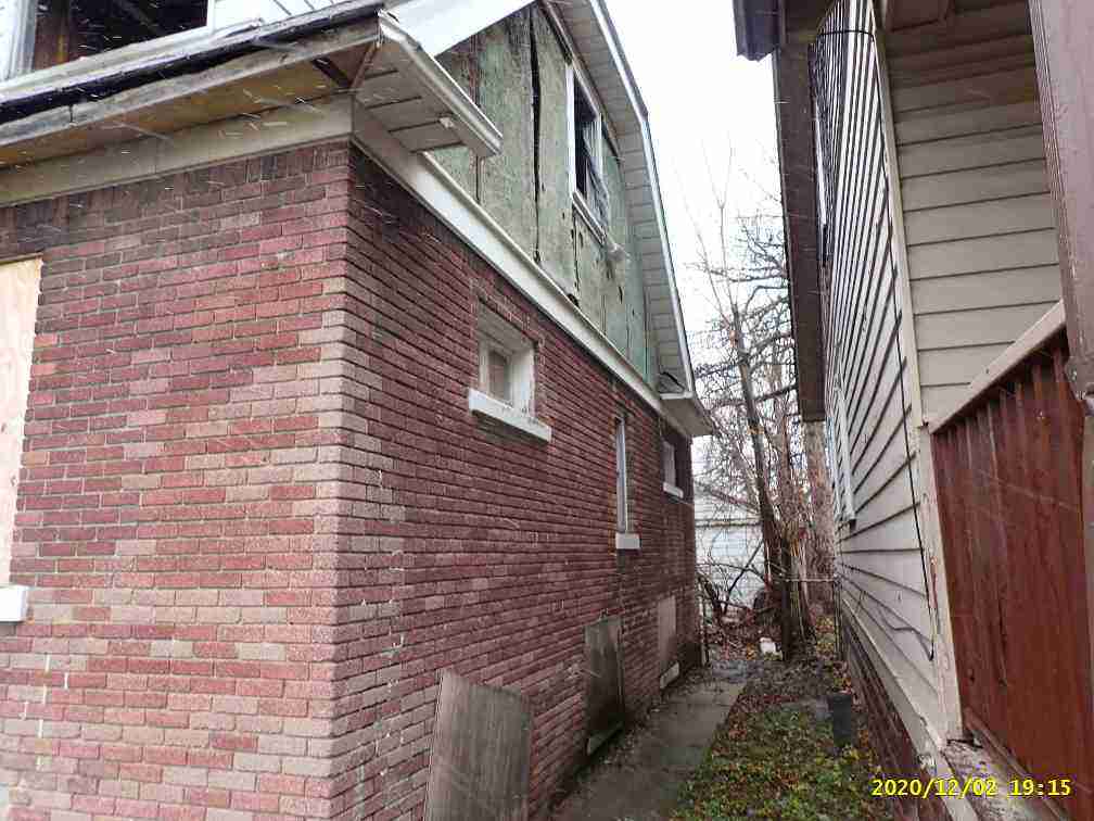 3029231-1_008.jpg