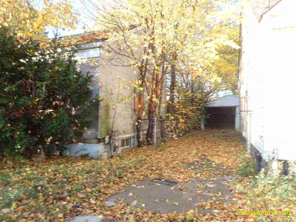 3027250-1_006.jpg