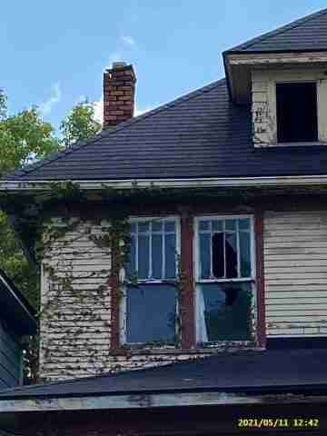3040372-1_009.jpg