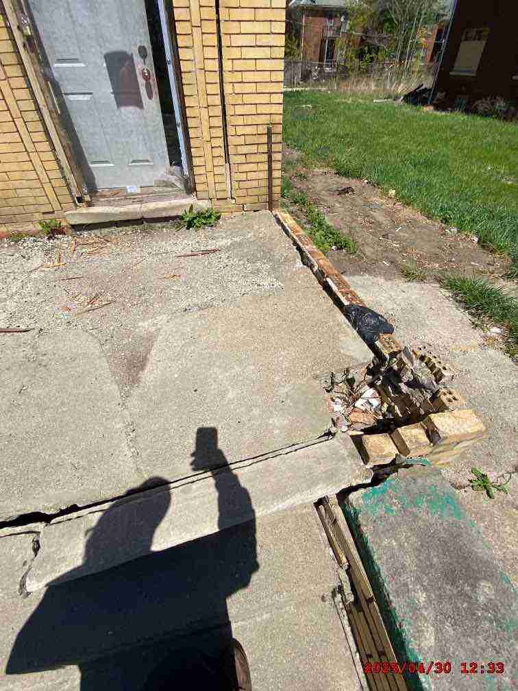 3127130-1_022.jpg