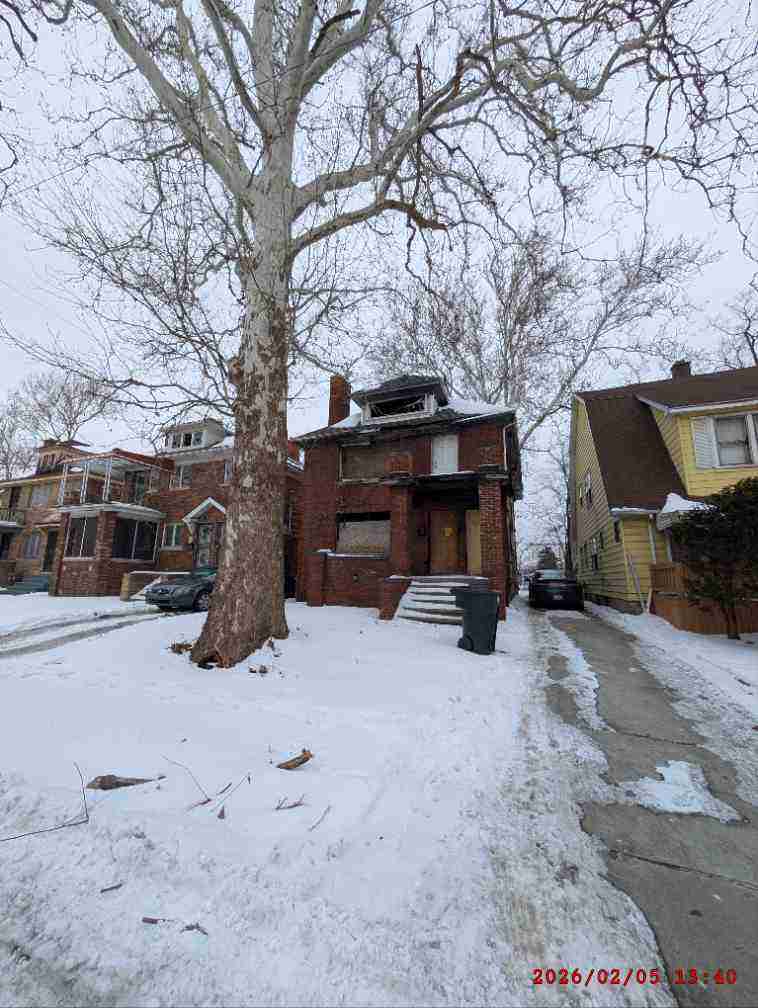 4266 Waverly