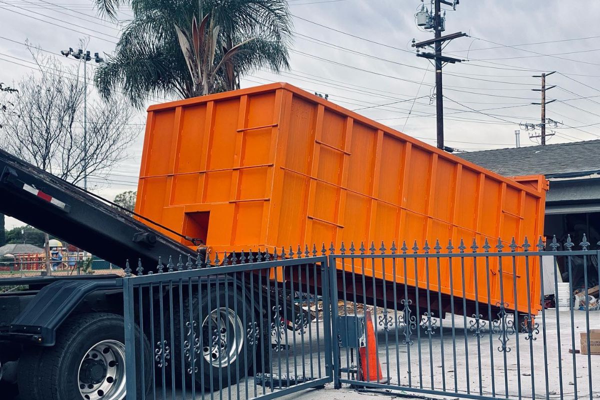 Dumpster Rentals By Truck n Go Delivery Inc. - Dumpster Rental Service in Gardena CA