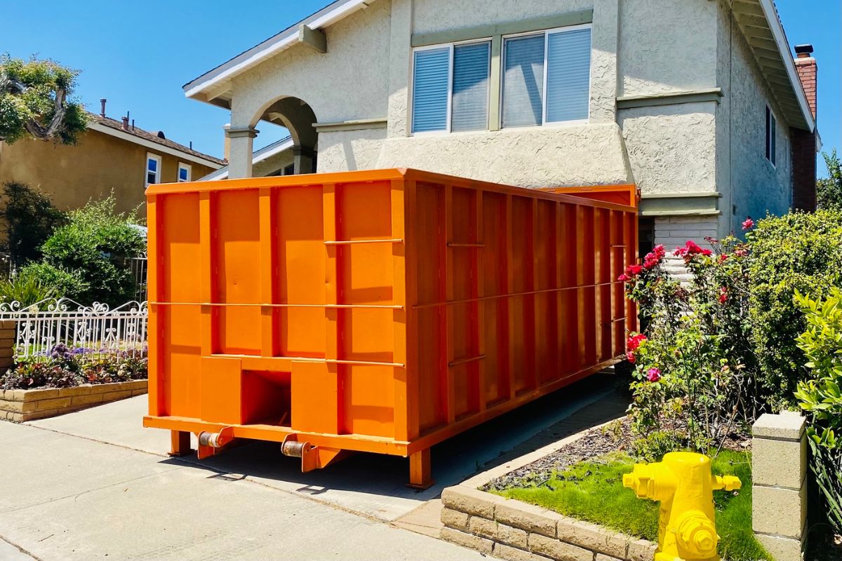 Dumpster Rentals By Truck n Go Delivery Inc. - Dumpster Rental Service in Los Angeles CA