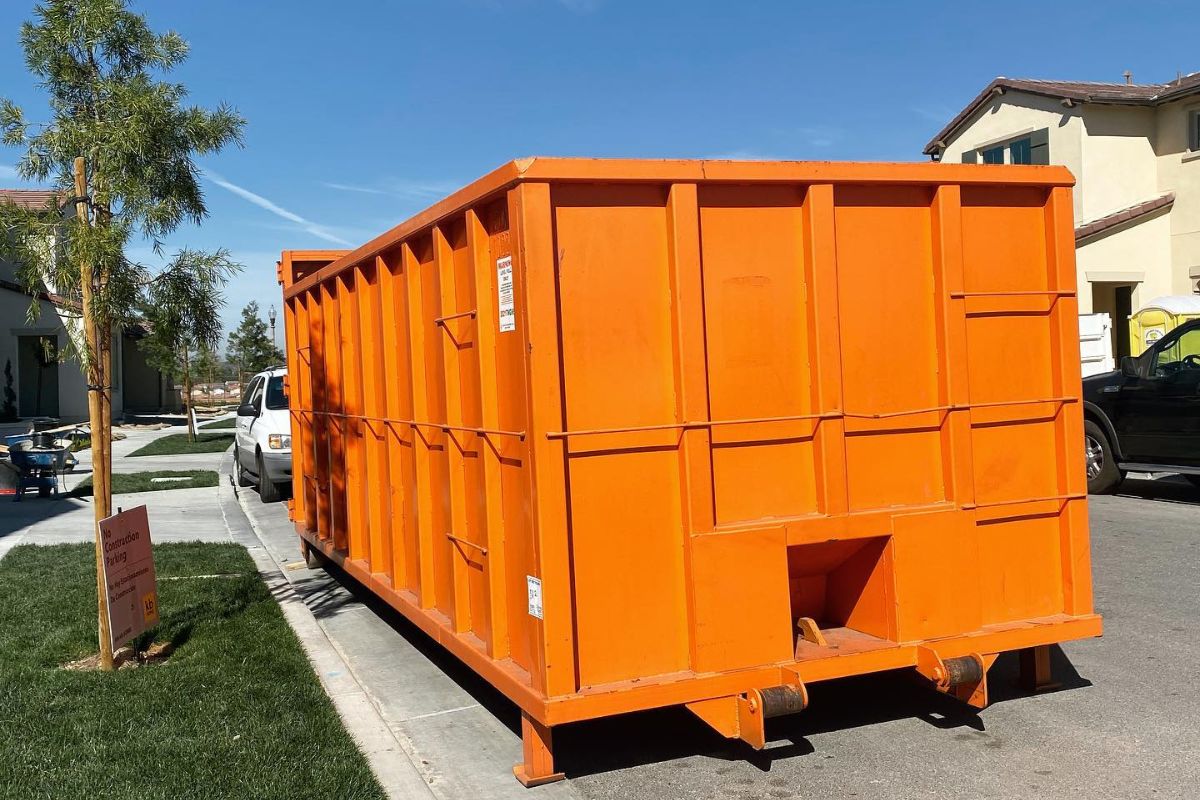 Dumpster Rentals By Truck n Go Delivery Inc. - Dumpster Rental Service in Torrance CA