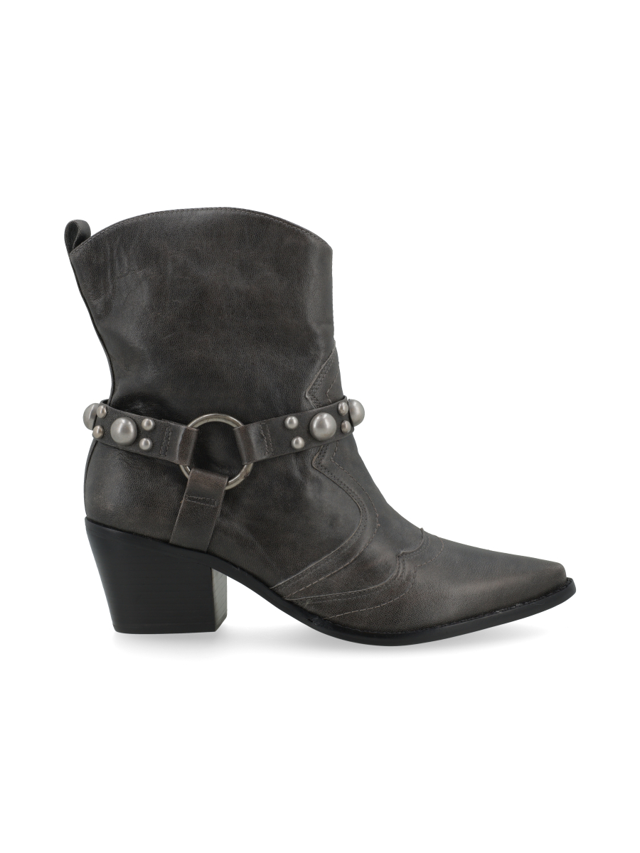 BOTA WEST