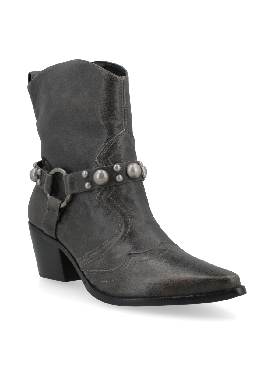 BOTA WEST