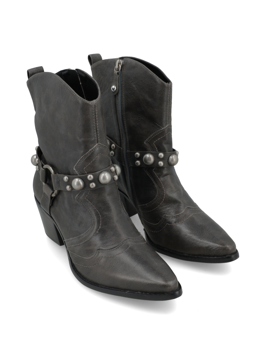 BOTA WEST
