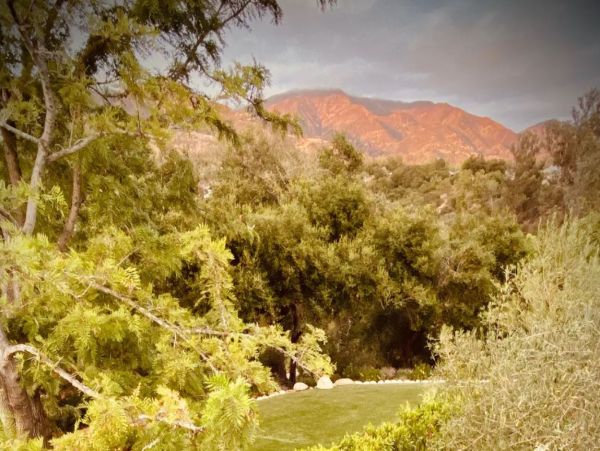 Amazing 3 Bedroom Vacation Home in Montecito Sleeps Six
