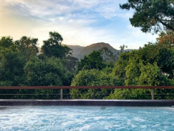 Amazing 3 Bedroom Vacation Home in Montecito Sleeps Six