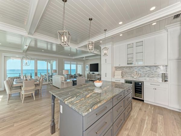 Holmes Beach Vacation Beach Condo Four Bedrooms Gulf Views- NEW ARRIVAL