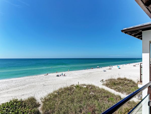 Holmes Beach Vacation Beach Condo Four Bedrooms Gulf Views- NEW ARRIVAL
