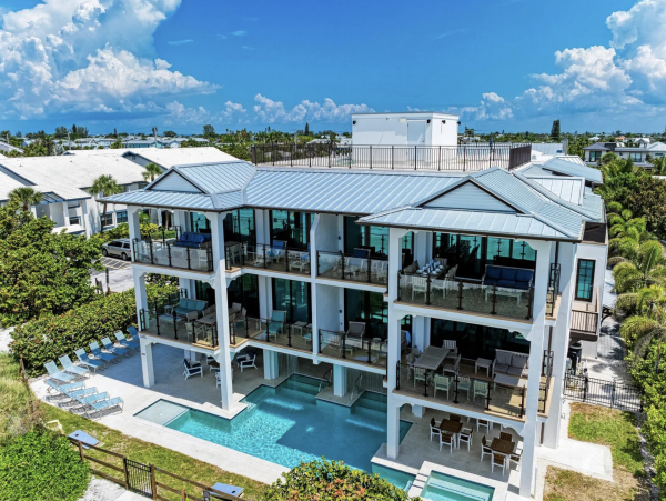Holmes Beach Vacation Beach Condo Four Bedrooms Gulf Views- NEW ARRIVAL