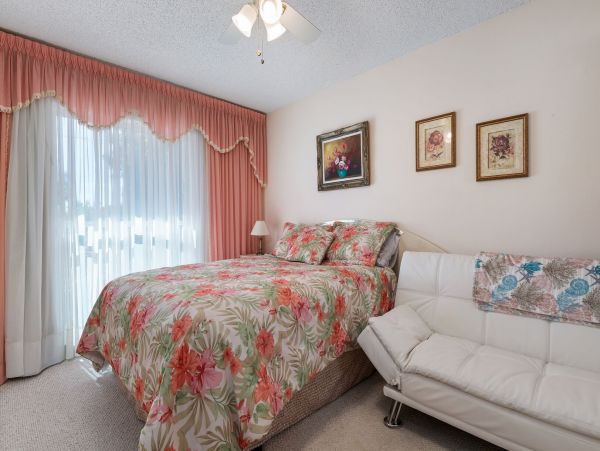 Bay Front Vacation Home in Anna Maria Island 12 Guests
