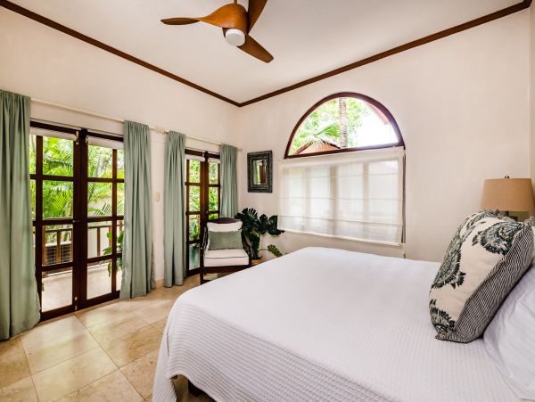 Beautiful Beach Villa in Playa Grande Five Bedroom with Pool