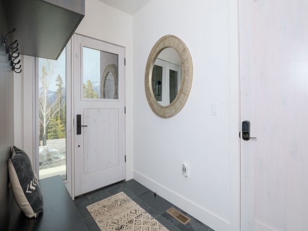 Big Sky Home 1000019