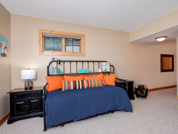 Big Sky Home 1000020