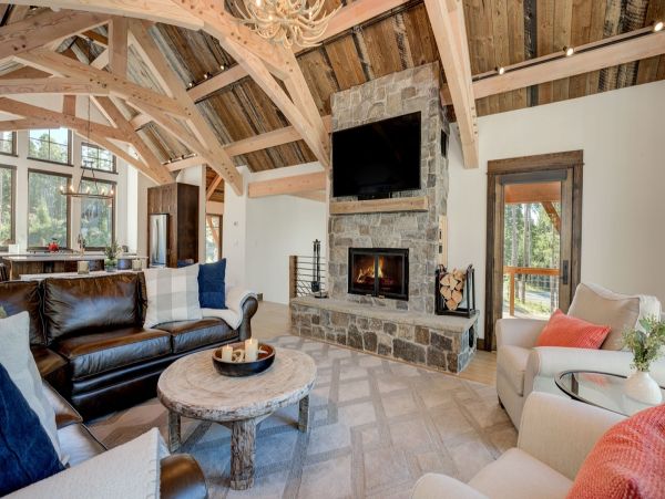 Big Sky Home 1000023