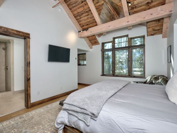 Big Sky Home 1000023