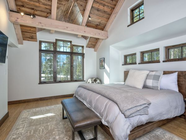 Big Sky Home 1000023