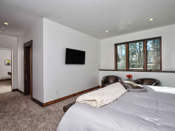 Big Sky Home 1000023