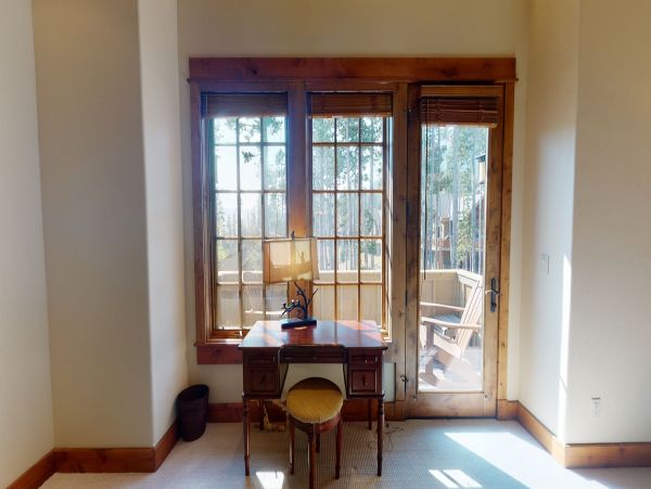 Big Sky Home 1000032