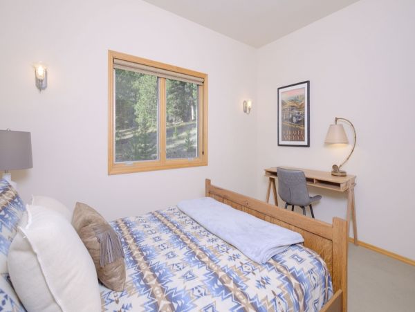 Big Sky Home 1000037