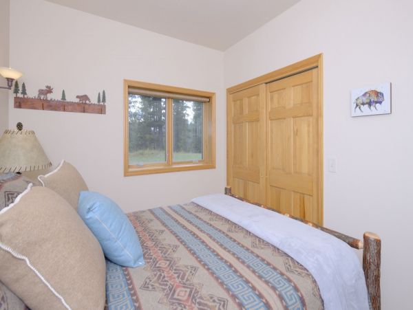 Big Sky Home 1000037