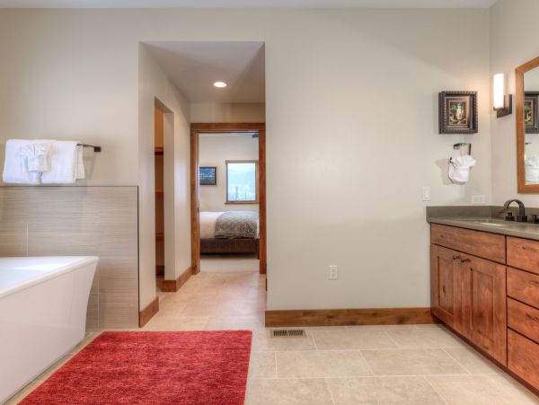 Big Sky Home 1000040