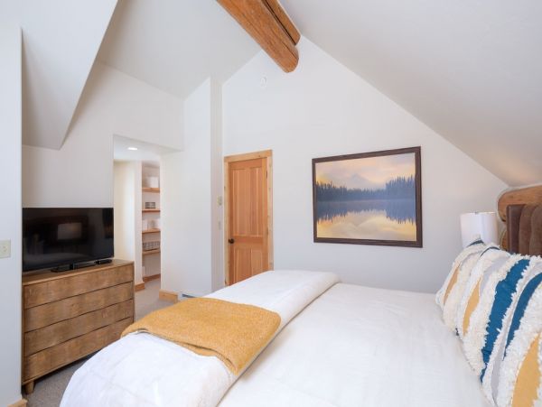 Big Sky Home 1000045